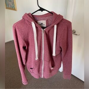 Women’s zip up sweater